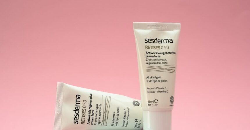 découvrez les bienfaits du rétinol pour votre peau : amélioration de la texture, diminution des rides et un teint radieux. apprenez comment l'intégrer efficacement dans votre routine de soins et profitez d'un visage plus jeune et éclatant.