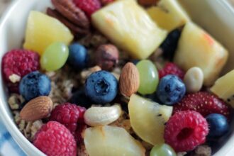 découvrez les bienfaits d'un régime à base de protéines végétales. apprenez comment intégrer des sources de protéines saines et nourrissantes dans votre alimentation quotidienne pour améliorer votre santé, votre énergie et votre bien-être.