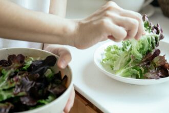 découvrez tout sur le potassium : un minéral essentiel pour le corps humain, ses bienfaits, ses sources alimentaires et son rôle crucial dans la santé et le bien-être.
