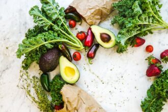 découvrez un monde coloré de légumes frais et nutritifs. apprenez à les préparer, à les cuisiner et à les intégrer dans votre alimentation pour une santé optimale. trouvez des recettes délicieuses et des conseils pratiques pour savourer les bienfaits des légumes au quotidien.