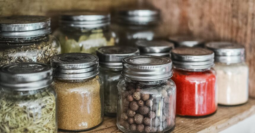 découvrez les bienfaits de la médecine herbacée : des remèdes naturels issus de plantes pour améliorer votre santé et bien-être. explorez des recettes, conseils et astuces pour intégrer les herbes dans votre quotidien.