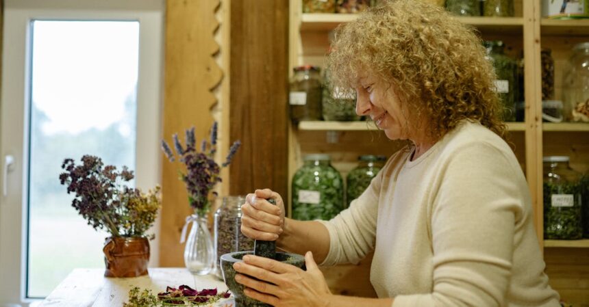 découvrez les bienfaits des tisanes avec notre sélection de thés aux herbes naturels. profitez d'une expérience apaisante et revitalisante en explorant des recettes savoureuses qui allient santé et plaisir.