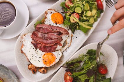 découvrez l'importance d'une alimentation équilibrée pour maintenir votre santé et votre bien-être. apprenez à composer des repas nutritifs, à intégrer une variété d'aliments et à adopter de bonnes habitudes alimentaires pour une vie saine.