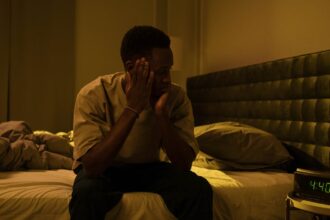 découvrez les causes et les solutions pour mieux comprendre l'insomnie, un trouble du sommeil qui affecte des millions de personnes. améliorez votre qualité de vie grâce à nos conseils pour retrouver un sommeil réparateur.