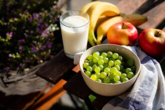 découvrez les bienfaits d'une alimentation équilibrée qui favorise votre santé et votre bien-être. apprenez à composerl vos repas avec des aliments variés riches en nutriments pour un mode de vie sain et dynamique.