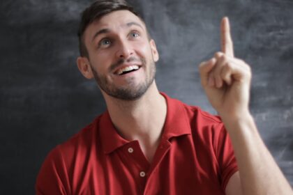 découvrez le concept d'intelligence relationnelle, une compétence essentielle pour améliorer vos interactions humaines, favoriser la collaboration et renforcer les liens personnels et professionnels. apprenez à naviguer avec succès dans vos relations grâce à des stratégies pratiques et des conseils d'experts.