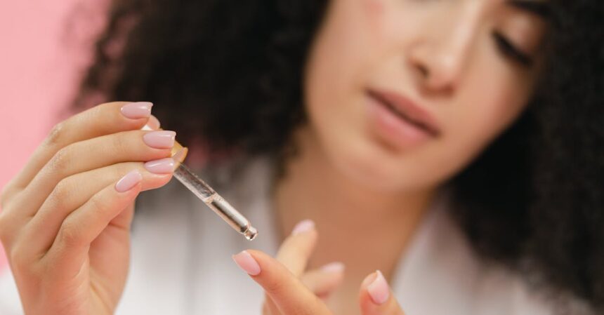 découvrez nos solutions anti-aging innovantes qui combattent les signes du vieillissement cutané. retrouver une peau éclatante et jeune grâce à nos conseils et produits spécialisés.