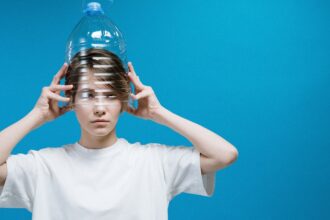 découvrez notre masque anti-pollution, conçu pour filtrer les particules nocives et protéger votre santé au quotidien. idéal pour les citadins et les personnes sensibles, ce masque allie confort et efficacité pour lutter contre la pollution de l'air.