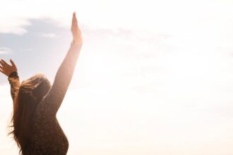 découvrez les bienfaits de la relaxation pour votre bien-être physique et mental. apprenez des techniques simples pour apaiser votre esprit, réduire le stress et retrouver la sérénité au quotidien.
