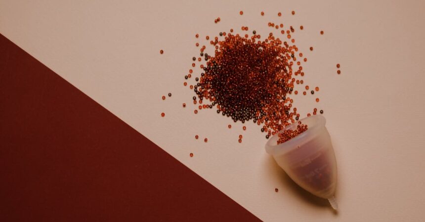 découvrez tout sur les migraines menstruelles : causes, symptômes et solutions pour soulager ces maux de tête récurrents liés au cycle menstruel. apprenez à mieux les gérer pour vivre vos menstruations en toute sérénité.