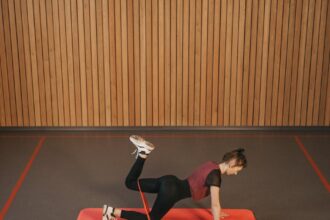 découvrez comment développer votre masse musculaire maigre avec des conseils sur l'entraînement, la nutrition et des routines efficaces. transformez votre corps tout en améliorant votre santé générale.