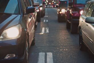 découvrez les causes et les solutions pour lutter contre la congestion, qu'elle soit routière, urbaine ou au niveau des transports en commun. optimisez vos déplacements et améliorez votre qualité de vie grâce à nos conseils pratiques.