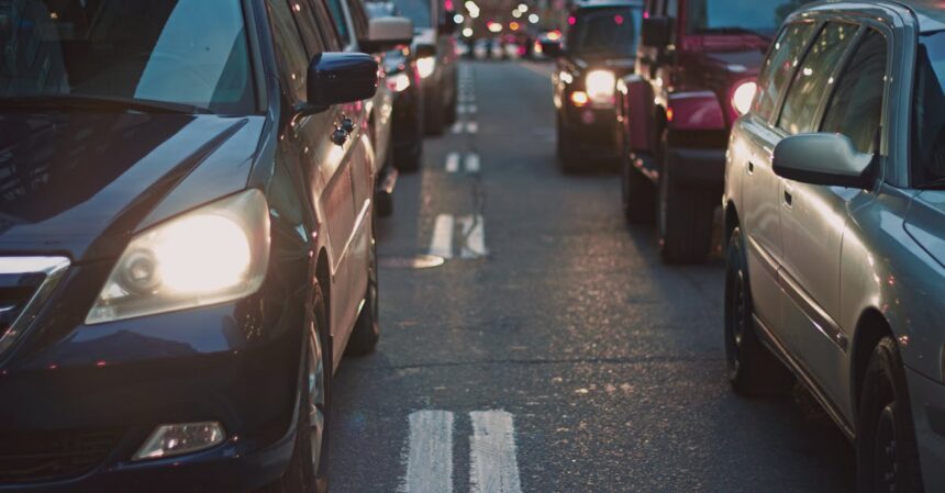 découvrez les causes et les solutions pour lutter contre la congestion, qu'elle soit routière, urbaine ou au niveau des transports en commun. optimisez vos déplacements et améliorez votre qualité de vie grâce à nos conseils pratiques.