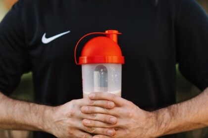 découvrez les clés d'une alimentation sportive optimisée avec notre guide sur la nutrition pour athlètes. améliorez vos performances, récupérez plus rapidement et atteignez vos objectifs grâce à des conseils personnalisés sur les macronutriments, les suppléments et les régimes adaptés à chaque type de sport.