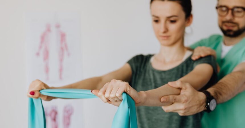 découvrez les bienfaits de l'ostéopathie, une approche holistique de la santé qui soulage les douleurs et améliore le bien-être. notre équipe d'ostéopathes qualifiés vous accompagne dans la prévention et le traitement des troubles musculo-squelettiques grâce à des techniques douces et personnalisées.