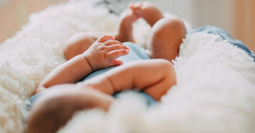 découvrez tout ce que vous devez savoir sur le postpartum : conseils pour le rétablissement physique et mental, gestion des émotions, et informations essentielles pour naviguer cette période de transition après l'accouchement.