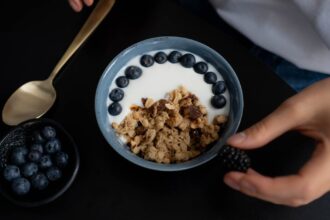découvrez notre plan de repas équilibré, conçu pour vous aider à adopter une alimentation saine et variée. profitez de recettes délicieuses et nutritives qui satisferont vos papilles tout en vous apportant l'énergie nécessaire pour votre quotidien.