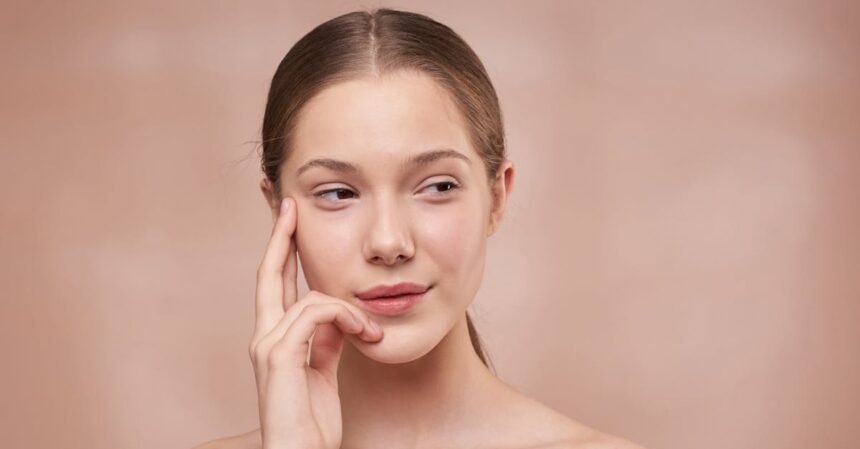 découvrez notre gamme de soins de la peau pour une peau éclatante et en bonne santé. nos produits sont formulés avec des ingrédients naturels, adaptés à chaque type de peau, pour vous offrir des solutions sur mesure et un rituel de beauté quotidien.