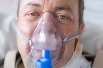 découvrez des conseils et des stratégies efficaces pour prévenir les maladies cardiaques. apprenez à adopter un mode de vie sain, à gérer votre stress et à surveiller votre santé cardiovasculaire pour protéger votre cœur.