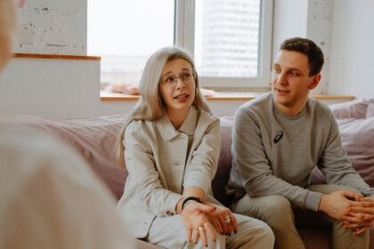 découvrez les bienfaits de la thérapie cognitive, une approche psychologique efficace pour surmonter les difficultés émotionnelles, améliorer votre bien-être mental et développer des stratégies de pensée positives. transformez votre vie grâce à des techniques éprouvées et un accompagnement professionnel adapté à vos besoins.