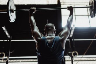 découvrez nos délicieuses recettes pour le gain de muscle, conçues pour nourrir vos muscles et dynamiser vos entraînements. idéales pour ceux qui cherchent à augmenter leur masse musculaire tout en savourant des plats sains et savoureux.