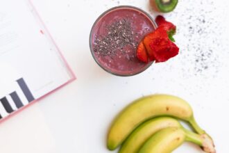 découvrez des recettes énergisantes qui revitalisent votre corps et stimulent votre esprit. que vous ayez besoin d'un coup de pouce pour commencer la journée ou d'un regain d'énergie pour l'après-midi, ces délicieuses idées culinaires sont parfaites pour nourrir votre énergie de manière saine et savoureuse.