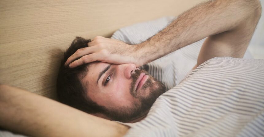 découvrez les différentes causes de la fatigue, des conseils pour la surmonter et des stratégies pour retrouver votre énergie. apprenez à identifier les signes de fatigue et à améliorer votre bien-être au quotidien.