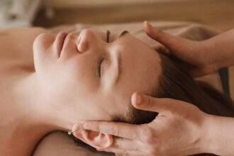 découvrez des techniques efficaces de réduction du stress pour améliorer votre bien-être mental et physique. apprenez des stratégies simples pour retrouver la sérénité au quotidien.