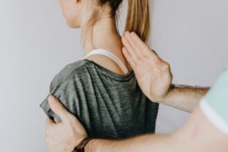 découvrez le processus de réhabilitation, une approche essentielle pour restaurer et améliorer la qualité de vie des individus tout en favorisant leur réintégration sociale et professionnelle.