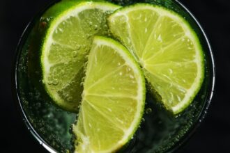 découvrez les bienfaits de la détox pour votre corps et votre esprit. apprenez des astuces simples et efficaces pour purifier votre organisme, améliorer votre énergie et retrouver un bien-être optimal grâce à une alimentation saine et équilibrée.