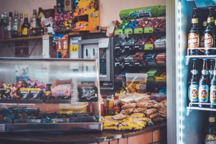 découvrez des remèdes efficaces pour soulager les saignements des gencives. apprenez à prévenir et à traiter ce problème courant grâce à des astuces naturelles et des conseils d'hygiène bucco-dentaire.
