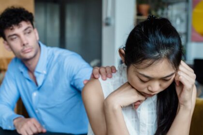 découvrez des stratégies efficaces de résolution de conflits avec notre guide complet sur la gestion des disputes. apprenez à négocier, à mediter et à arbitrer pour atteindre des solutions durables et améliorer vos relations personnelles et professionnelles.