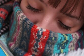 explorez la fascination du froid : découvrez ses effets sur notre corps, son impact sur l'environnement, et les merveilles qu'il peut inspirer, des paysages enneigés aux activités hivernales.