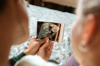 suivez votre grossesse semaine par semaine avec des conseils et des informations essentielles pour chaque étape. découvrez des astuces pour le bien-être, le développement de votre bébé et des réponses à toutes vos questions sur la maternité.