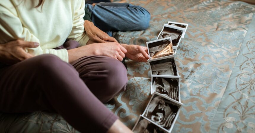 découvrez tout sur les semaines de grossesse : suivez le développement de votre bébé, les changements dans votre corps et les étapes clés de cette aventure unique. obtenez des conseils et des informations précieuses pour chaque semaine de votre grossesse.