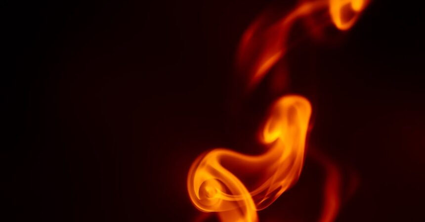 découvrez les causes de la sensation de brûlure, de l'inconfort aux problèmes de santé sous-jacents. informez-vous sur les symptômes et les traitements pour soulager cette sensation et améliorer votre bien-être.