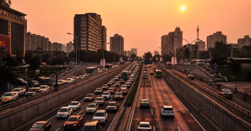 découvrez les causes et solutions de la congestion de l'oreille, un problème fréquent pouvant entraîner une gêne auditive. informez-vous sur les symptômes, les traitements et les conseils pour soulager cette condition courante.