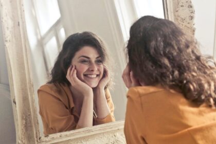 découvrez comment renforcer votre estime de soi et améliorer votre confiance personnelle grâce à des conseils pratiques, des exercices et des stratégies efficaces. apprenez à vous épanouir et à vivre une vie plus positive.