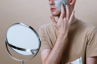 découvrez des traitements efficaces contre l'acné qui ciblent les causes profondes de la peau. améliorez l'apparence de votre teint et retrouvez confiance en vous grâce à nos solutions adaptées.