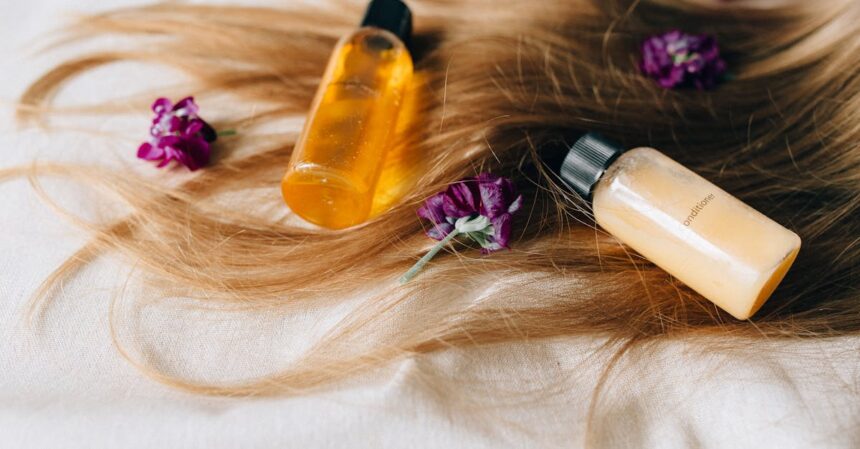 découvrez nos conseils et produits essentiels pour prendre soin de votre cuir chevelu. apprenez à hydrater, apaiser et revitaliser votre scalp pour des cheveux en pleine santé.