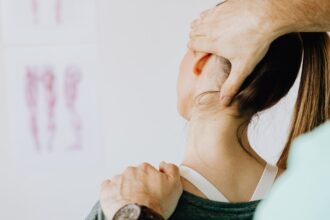 découvrez comment maintenir la santé de vos articulations grâce à des conseils pratiques, des exercices adaptés et des compléments alimentaires naturels. préservez votre mobilité et améliorez votre qualité de vie avec nos astuces sur la santé articulaire.