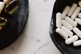 découvrez des suppléments pour l'équilibre hormonal, conçus pour soutenir votre bien-être général. améliorez votre santé hormonale naturellement grâce à des ingrédients sélectionnés, favorisant une meilleure humeur, énergie et vitalité.