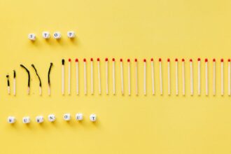 découvrez le syndrome métabolique, un ensemble de troubles touchant la santé, incluant l'obésité, le diabète et les maladies cardiovasculaires. apprenez les causes, les symptômes et les moyens de prévention pour améliorer votre bien-être et réduire les risques associés.