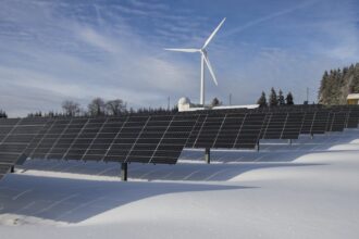 découvrez les éruptions solaires, phénomènes fascinants de notre étoile. apprenez comment elles affectent l'espace, la terre et les technologies modernes. plongez dans les mystères du soleil et leur impact sur notre quotidien.