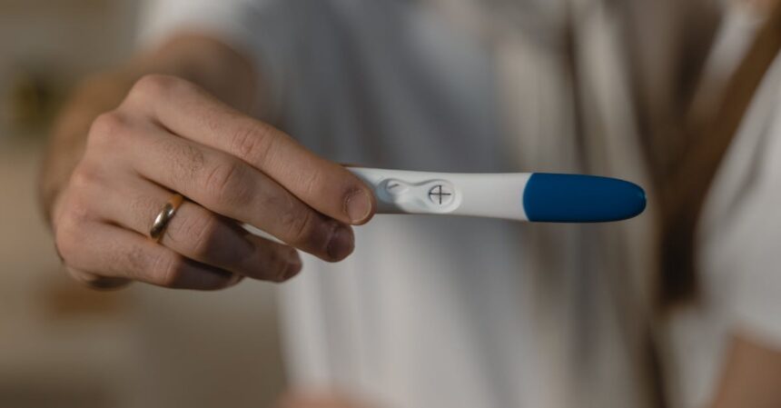 découvrez tout ce que vous devez savoir sur les tests de grossesse : types, fonctionnement, fiabilité et conseils pour interpréter vos résultats. informez-vous pour prendre les meilleures décisions concernant votre santé et votre avenir.