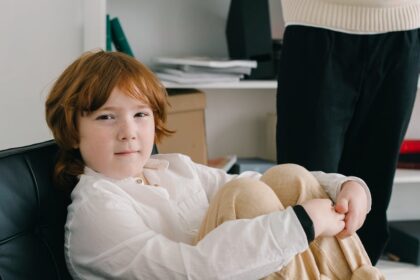 découvrez comment la thérapie familiale peut renforcer les liens entre les membres de votre famille, favoriser la communication et résoudre les conflits. un accompagnement professionnel pour retrouver l'harmonie et le bien-être au sein de votre foyer.