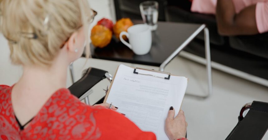 découvrez les thérapies comportementales, des approches psychologiques efficaces pour modifier les comportements indésirables et améliorer le bien-être mental. apprenez comment ces méthodes peuvent vous aider à surmonter des défis tels que l'anxiété, la dépression et les phobies.
