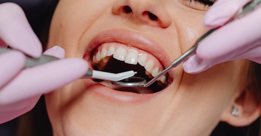 découvrez nos méthodes efficaces de traitement des poches gingivales pour améliorer votre santé bucco-dentaire. des solutions adaptées pour réduire l'inflammation et favoriser une meilleure hygiène dentaire.
