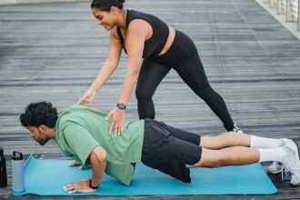 découvrez notre programme d'entraînement personnalisé, conçu pour s'adapter à vos objectifs et à votre niveau de condition physique. profitez d'un accompagnement sur mesure pour maximiser vos résultats et atteindre vos aspirations sportives.