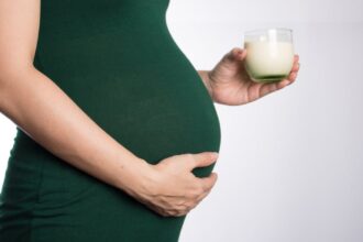 découvrez notre sélection de vitamines prénatales pour soutenir la santé de la mère et du bébé pendant la grossesse. offrez le meilleur à votre enfant avec des nutriments essentiels et une formulation adaptée.